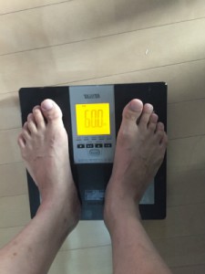 体重がご覧のとおり６４．８キロ→６０キロ（約５キロ）減りました